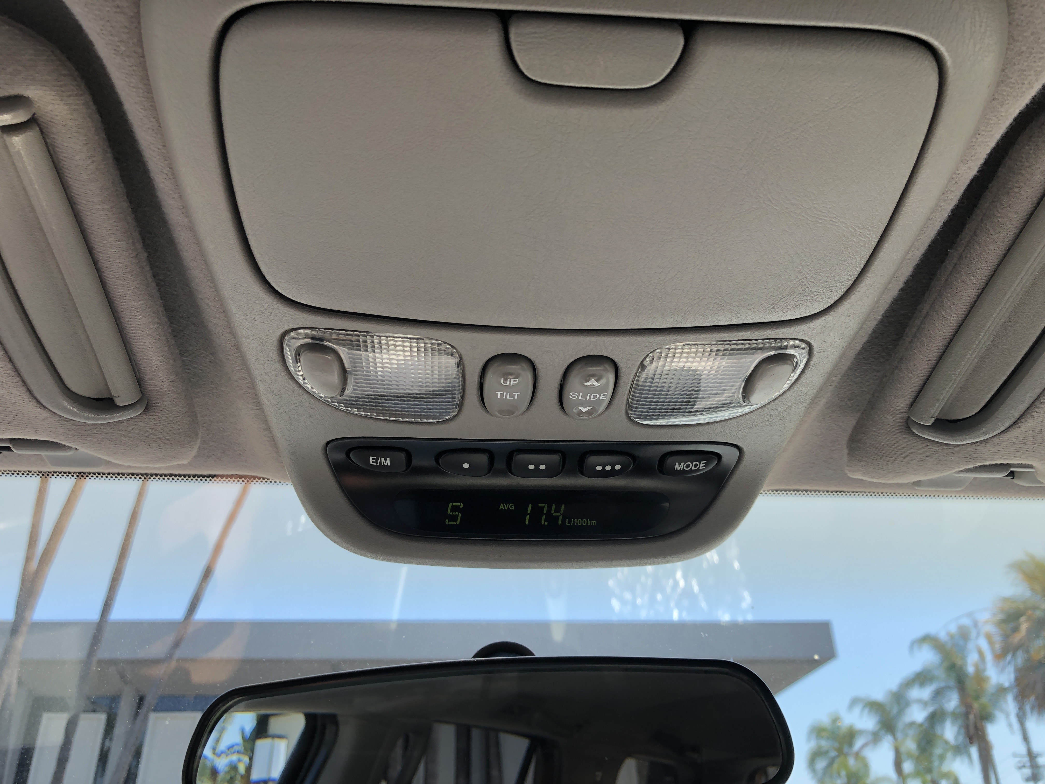 Used 2001 Toyota Sequoia Limited AWD/4WD image 11