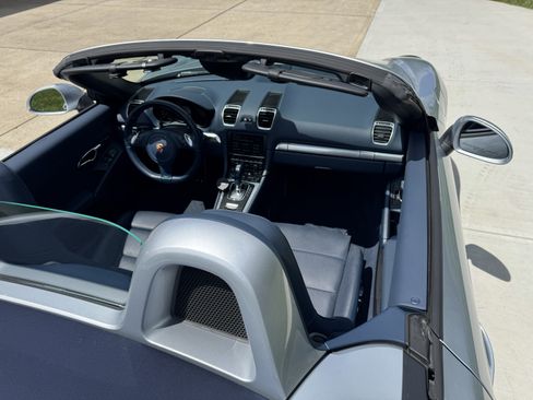 Used 2015 Porsche Boxster RWD image 21