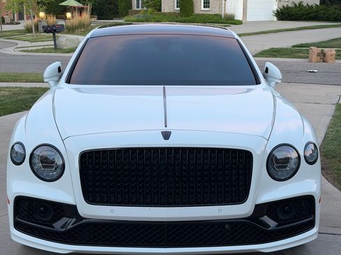 Used 2021 Bentley Flying Spur W12 AWD/4WD image 4