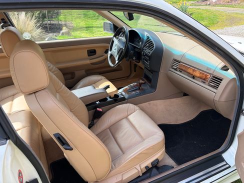 Used 1996 BMW 328iS Coupe RWD image 9