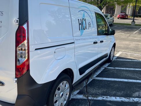 Used 2020 Ford Transit Connect XL FWD image 5