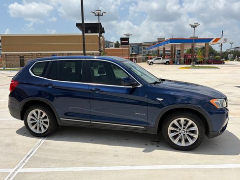 Used 2014 BMW X3 xDrive28i AWD/4WD image 2