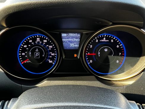 Used 2014 Hyundai Genesis 2.0T image 9