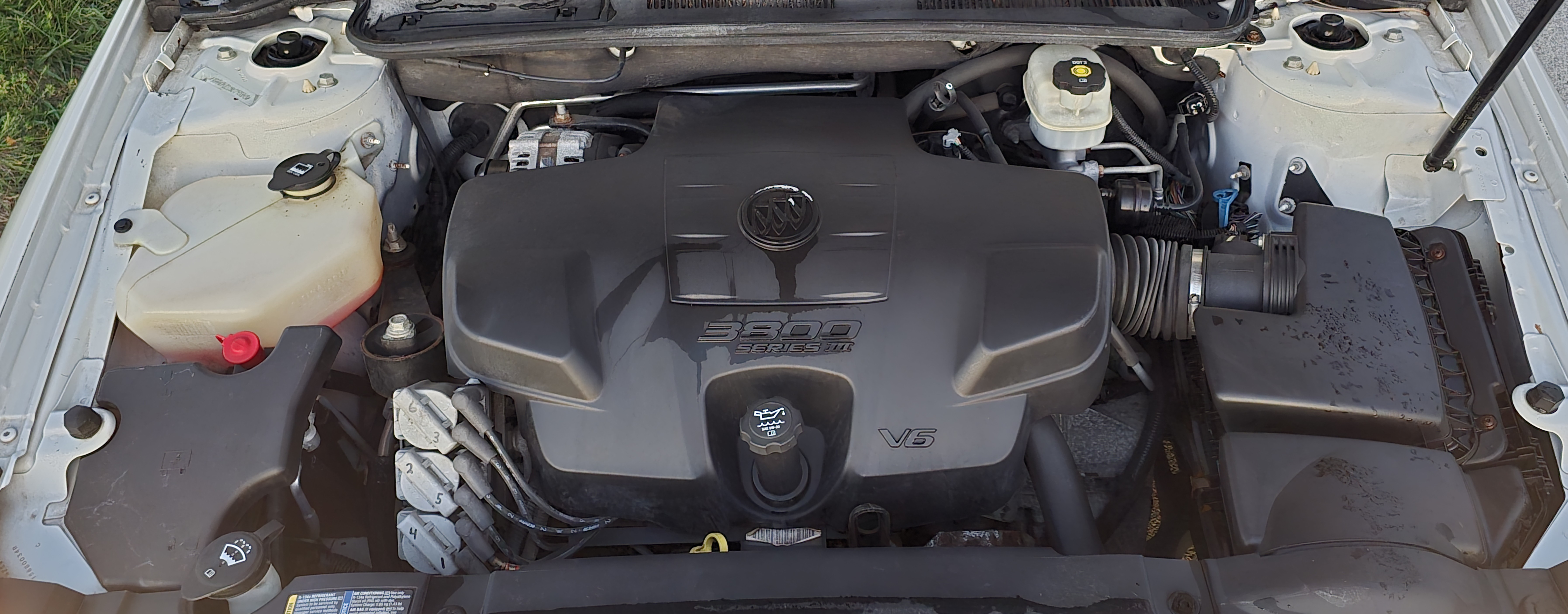 Used 2008 Buick Lucerne CXL w/ Driver Confidence Package FWD image 16