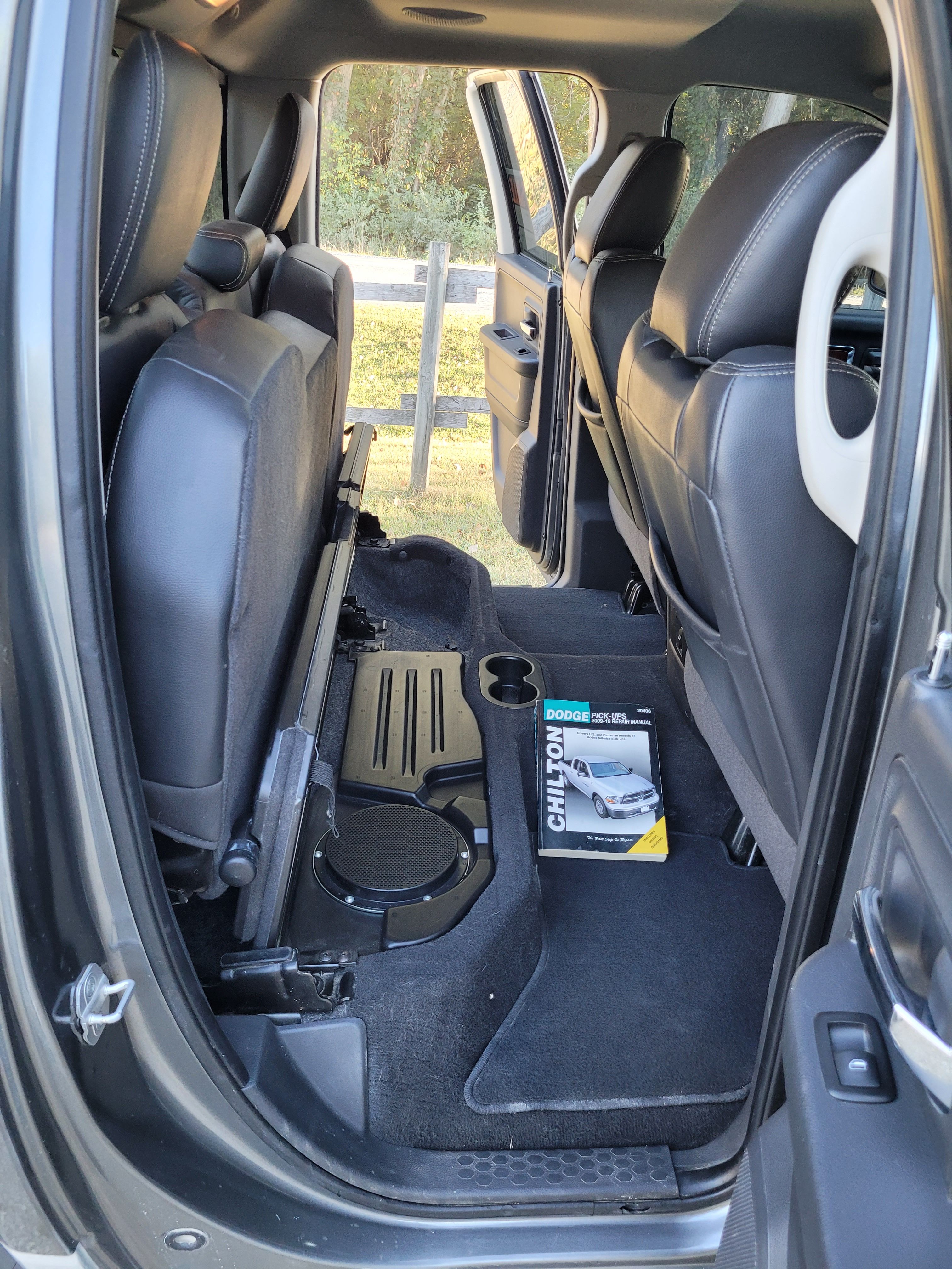 Used 2012 RAM 1500 Laramie w/ Protection Group AWD/4WD image 18