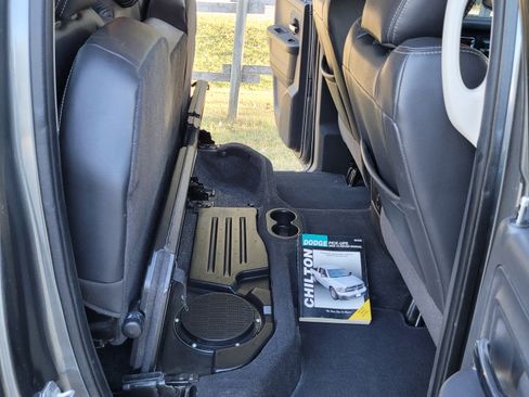 Used 2012 RAM 1500 Laramie w/ Protection Group image 18