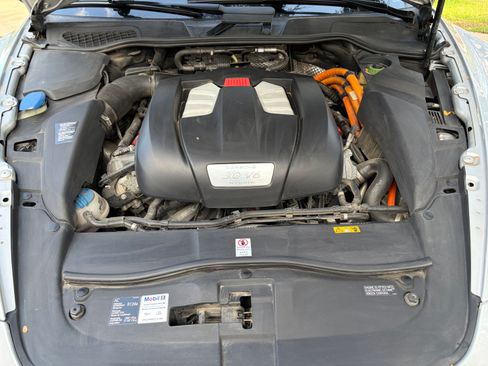 Used 2012 Porsche Cayenne S AWD/4WD image 12