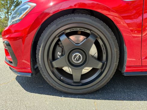 Used 2018 Volkswagen Golf 4-Door image 21