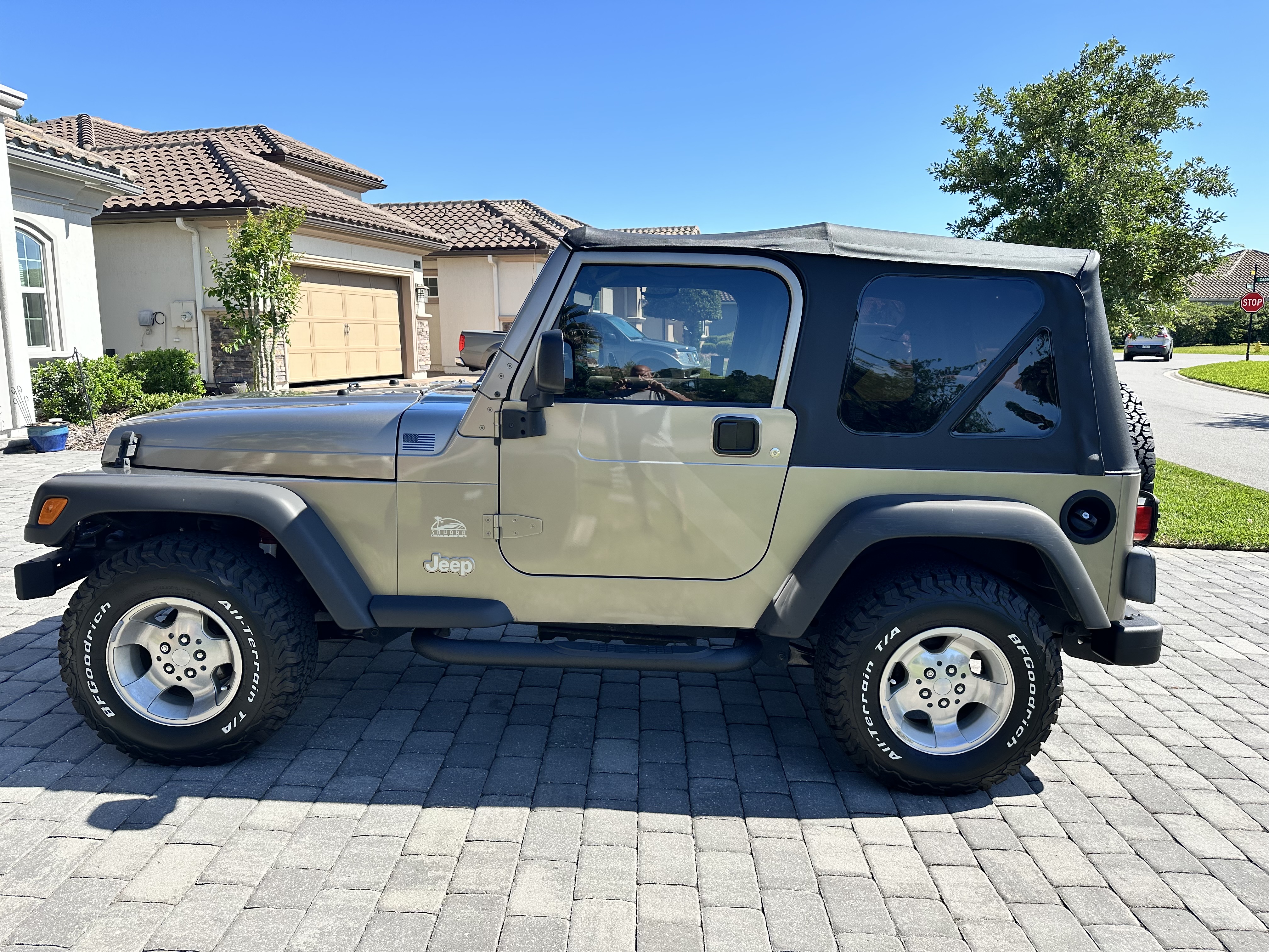Used 2003 Jeep Wrangler Sahara AWD/4WD image 2