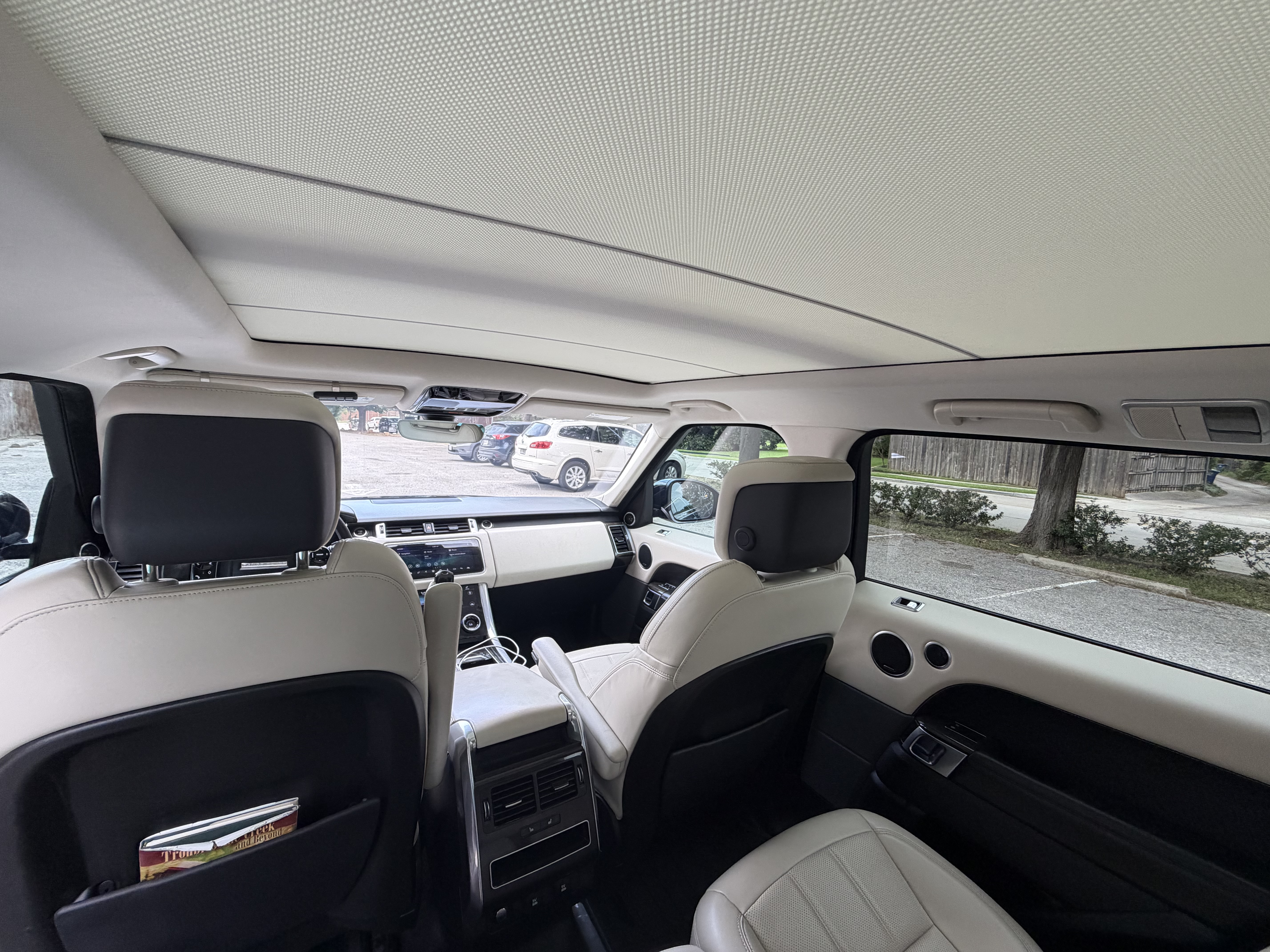 Used 2019 Land Rover Range Rover Sport HSE AWD/4WD image 15