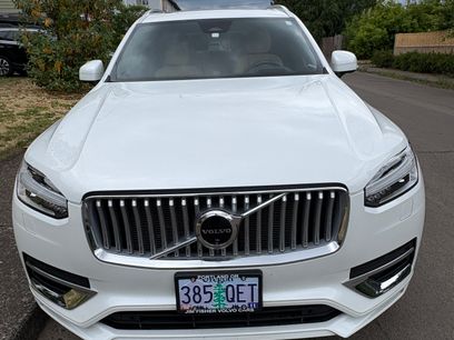 Used 2025 Volvo XC90 T8 Ultra