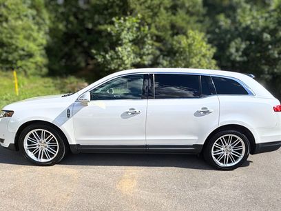 Used 2019 Lincoln MKT AWD