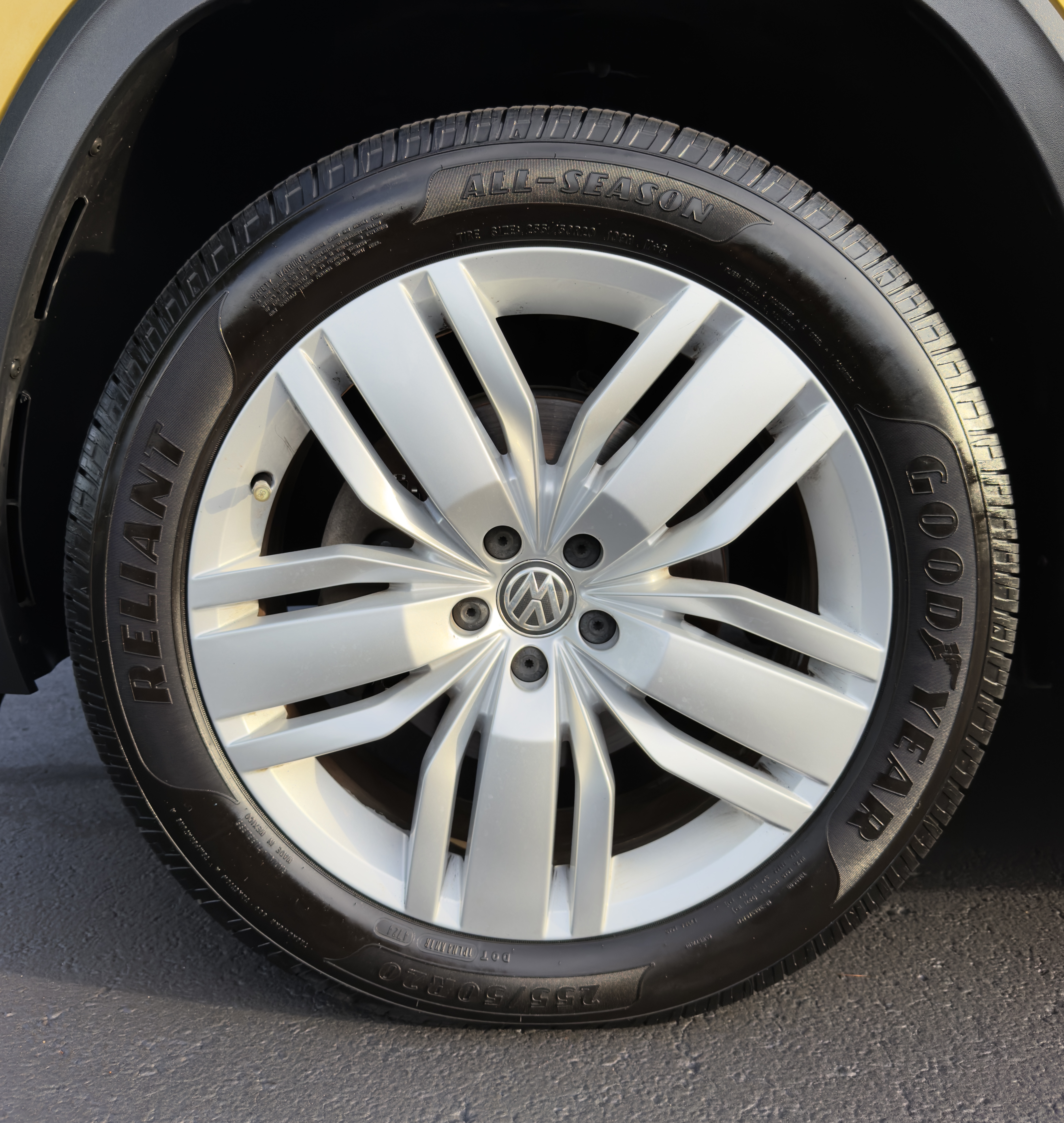 Used 2018 Volkswagen Atlas SEL Premium AWD/4WD image 21