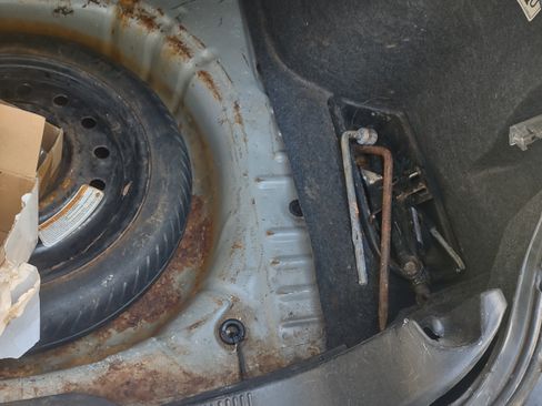 Used 2004 Mercury Sable GS image 8