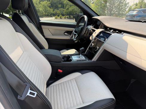 Used 2023 Land Rover Discovery Sport S R-Dynamic AWD/4WD image 18