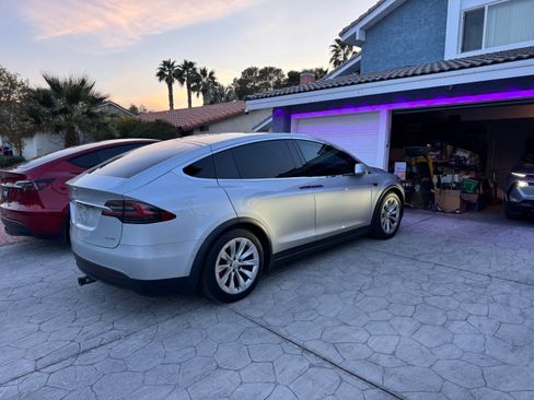 Used 2016 Tesla Model X P90D AWD/4WD image 14