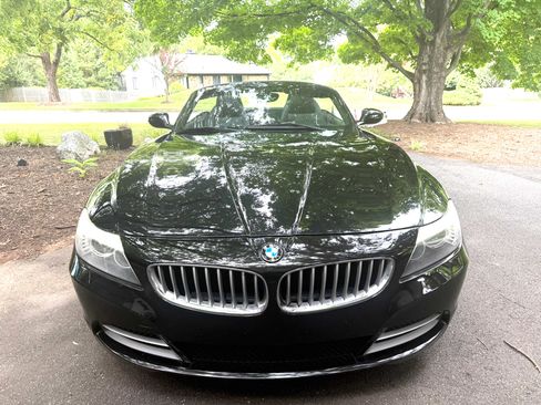 Used 2009 BMW Z4 sDrive35i RWD image 4