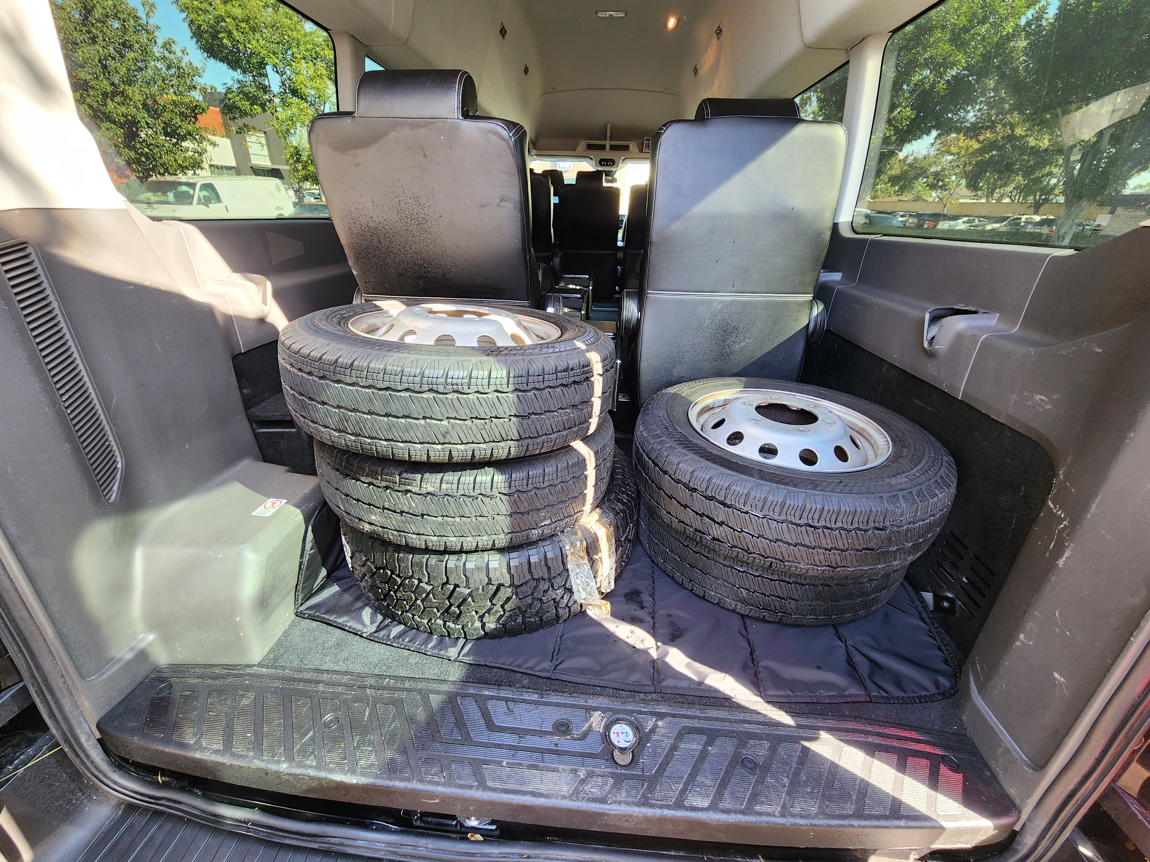Used 2020 Ford Transit 350 XLT RWD image 16
