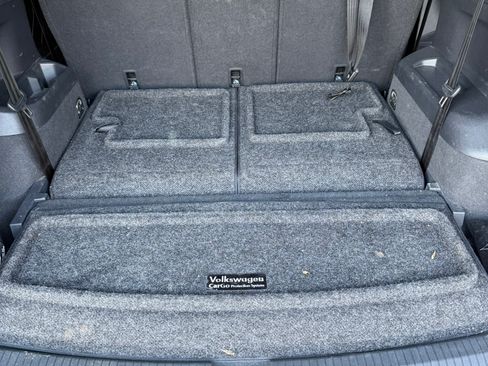 Used 2022 Volkswagen Tiguan SE R-Line image 19