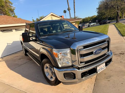 Used 2016 Ford F250 XLT RWD image 11
