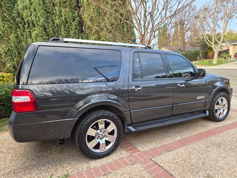 Used 2007 Ford Expedition EL Limited image 6