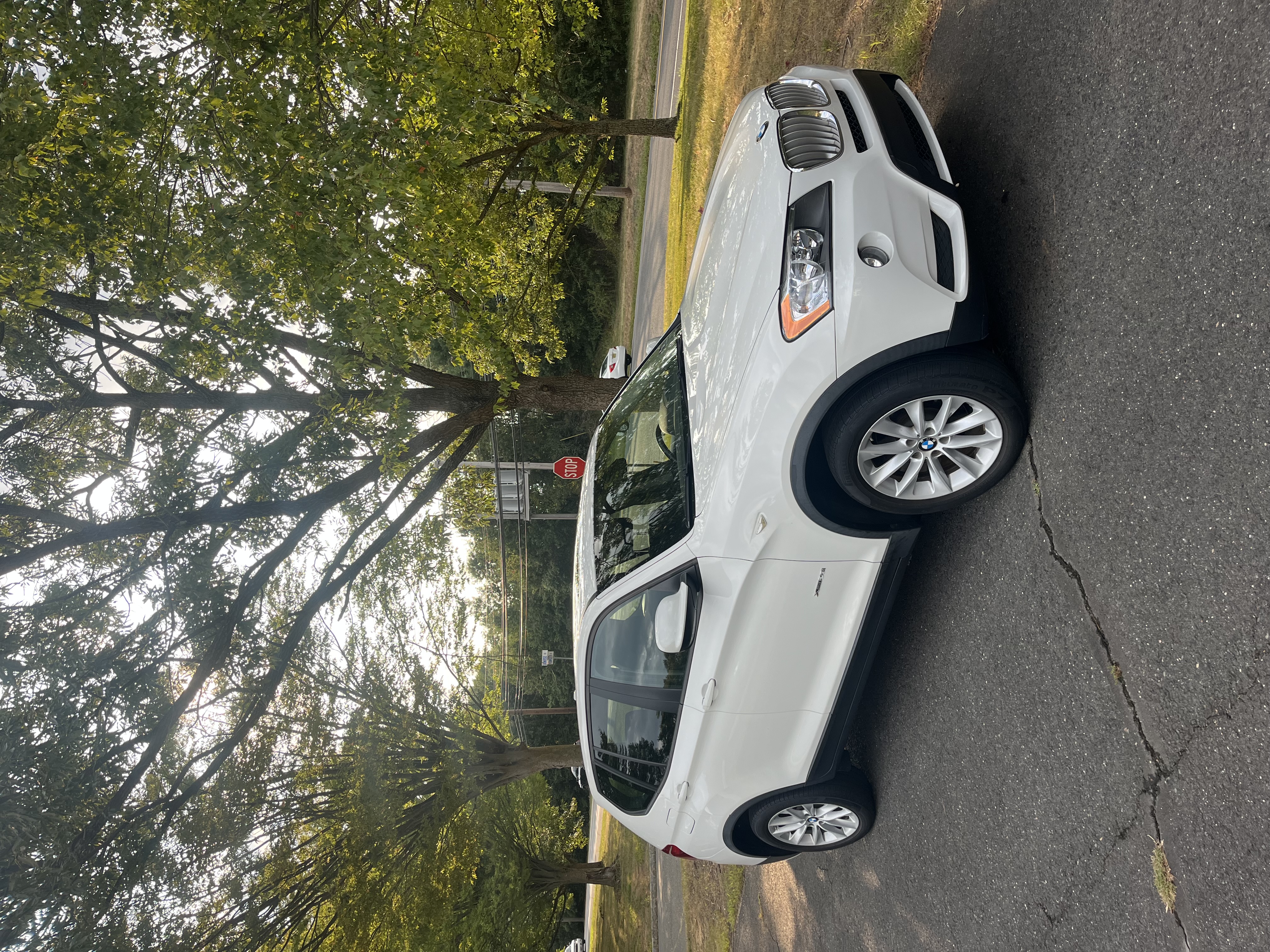 Used 2014 BMW X3 xDrive28i w/ Premium Package AWD/4WD image 2