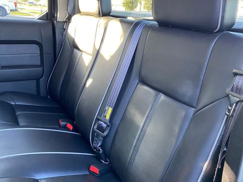 Used 2009 HUMMER H3T Luxury image 8