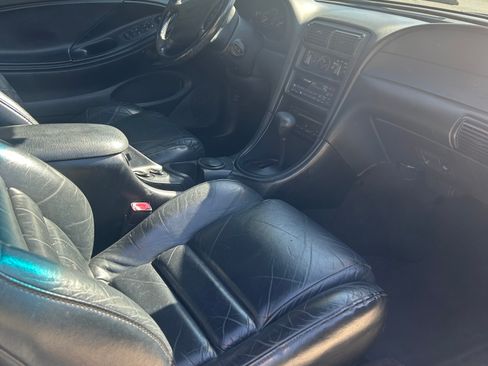 Used 1998 Ford Mustang GT RWD image 6