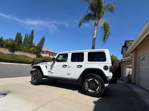 Used 2020 Jeep Wrangler Unlimited Rubicon w/ Steel Bumper Group AWD/4WD image 22