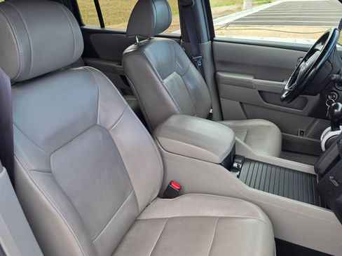 Used 2011 Honda Pilot EX-L image 15