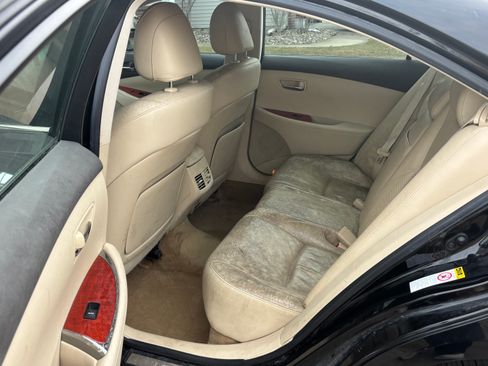 Used 2010 Lexus ES 350 image 2