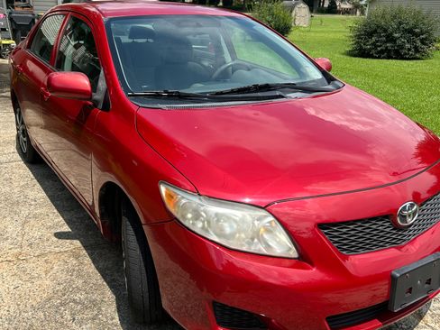 Used 2010 Toyota Corolla LE w/ All Weather Guard Pkg FWD image 6