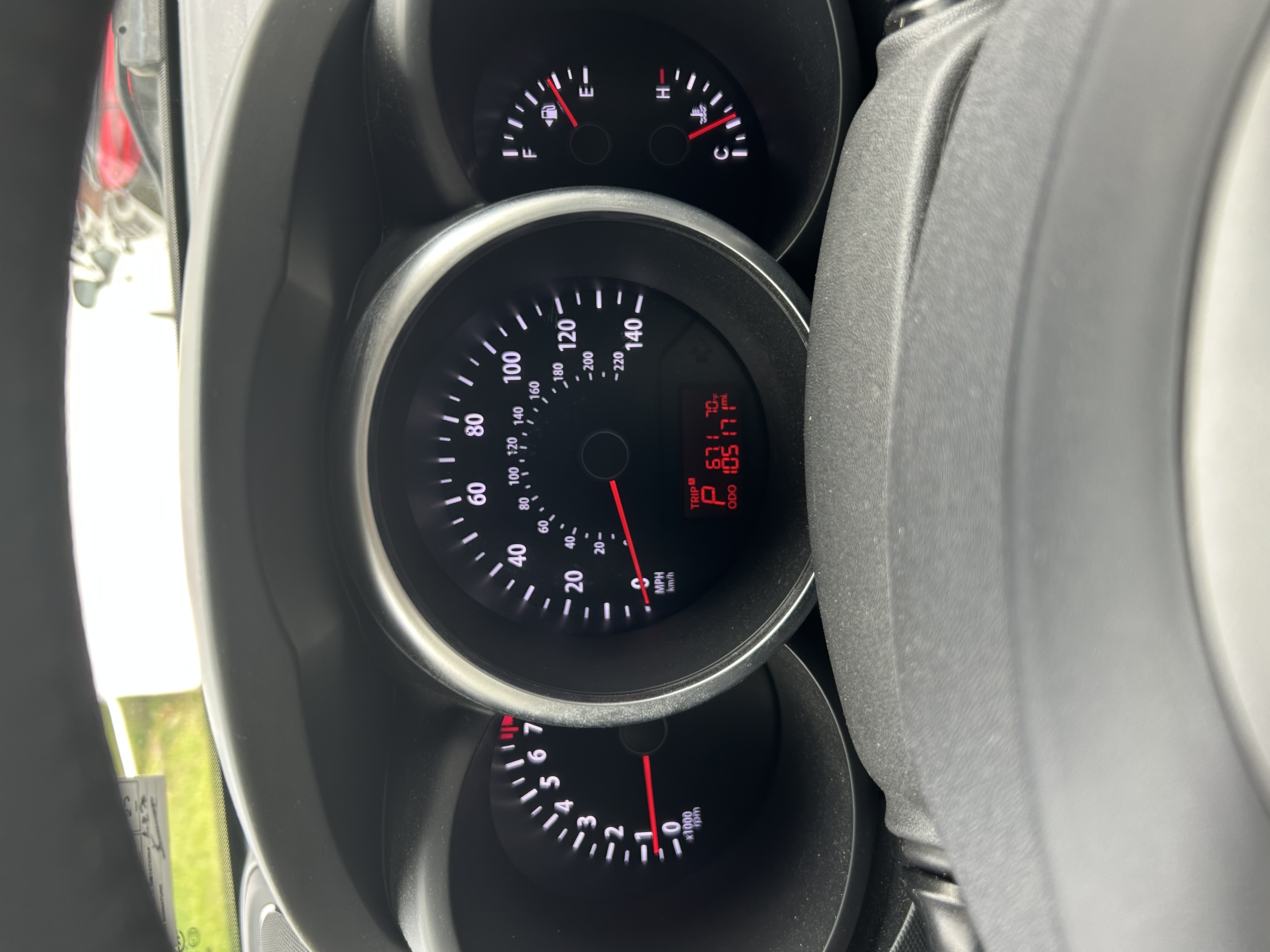 Used 2012 Kia Soul + w/ Audio Pkg FWD image 6