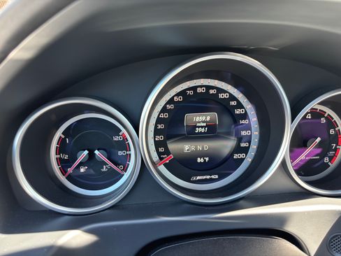 Used 2014 Mercedes-Benz E 63 AMG S-Model image 32