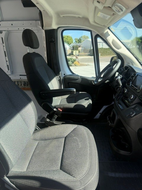 Used 2023 RAM ProMaster 2500 FWD image 13