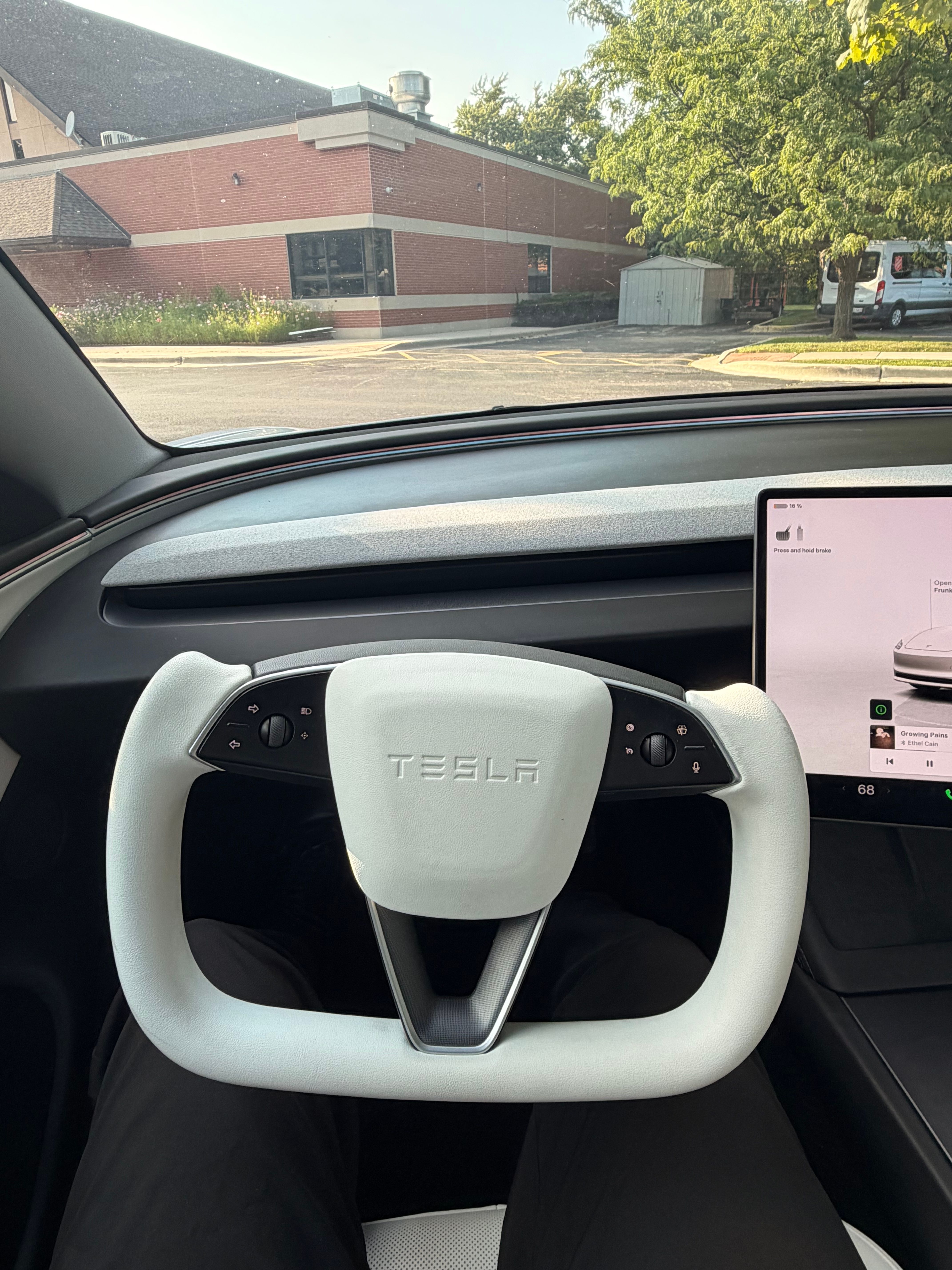 Used 2025 Tesla Model 3 Long Range AWD/4WD image 9