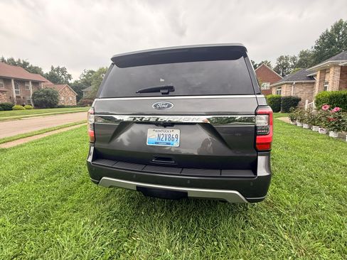 Used 2020 Ford Expedition Limited w/ Equipment Group 302A RWD image 5