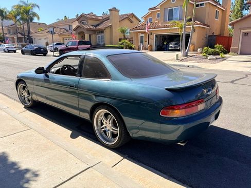 Used 1995 Lexus SC 300 Coupe RWD image 4
