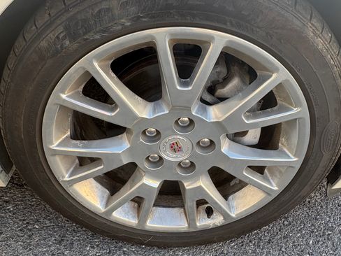 Used 2011 Cadillac CTS Premium image 13