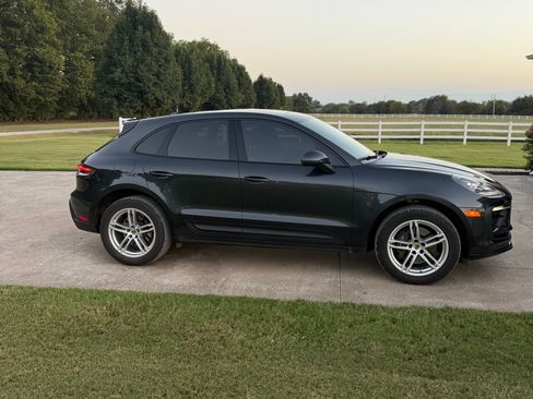 Used 2022 Porsche Macan image 6