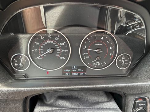 Used 2018 BMW 330i Sedan RWD image 2