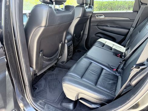 Used 2015 Jeep Grand Cherokee Limited image 6