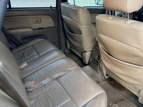 Used 2000 Toyota 4Runner Limited image 15