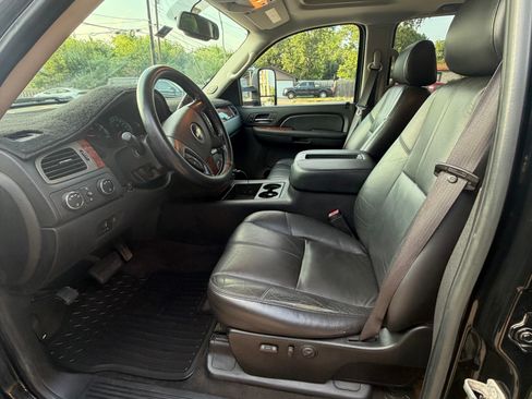 Used 2008 Chevrolet Silverado 2500 LTZ w/ Safety Package AWD/4WD image 17