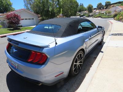 Used 2022 Ford Mustang Premium w/ Coastal Limited Package RWD image 8