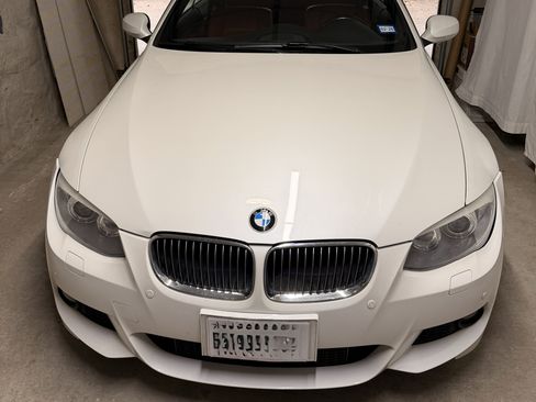 Used 2012 BMW 335i Convertible image 10