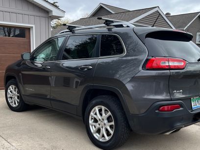 Used 2015 Jeep Cherokee Latitude w/ Comfort/Convenience Group