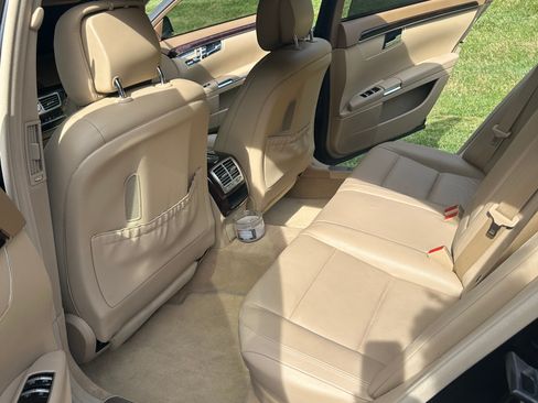 Used 2012 Mercedes-Benz S 550 image 6