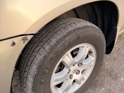 Used 2001 Toyota Highlander 4WD V6 image 8