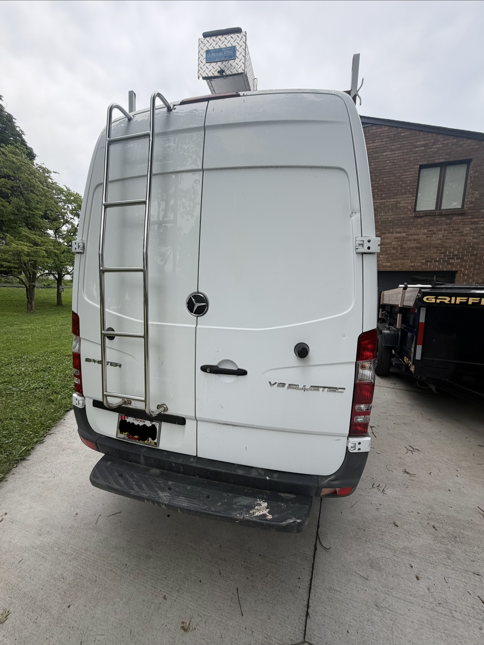 Used 2015 Mercedes-Benz Sprinter 2500 image 9